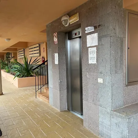 아파트 Cristianos Piscina Y Terraza