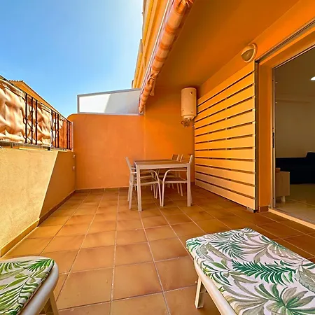 Cristianos Piscina Y Terraza 아파트