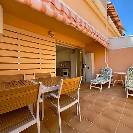 Cristianos Piscina Y Terraza 로스크리스티아노스