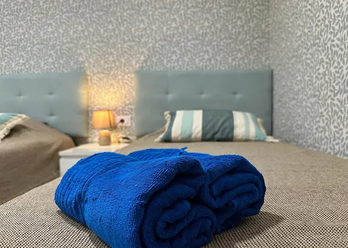 Cristianos Piscina Y Terraza Apartman