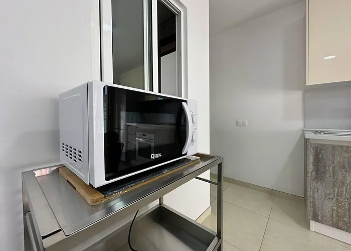 Cristianos Piscina Y Terraza * Los Cristianos