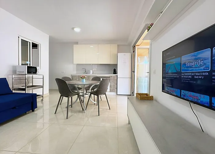 Cristianos Piscina Y Terraza Apartman *